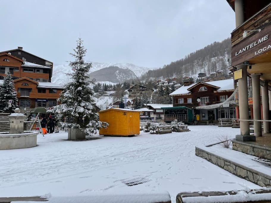 Allos, Logement Pieds Des Pistes, A 10 Minutes De La Base De Loisirs Exterior photo